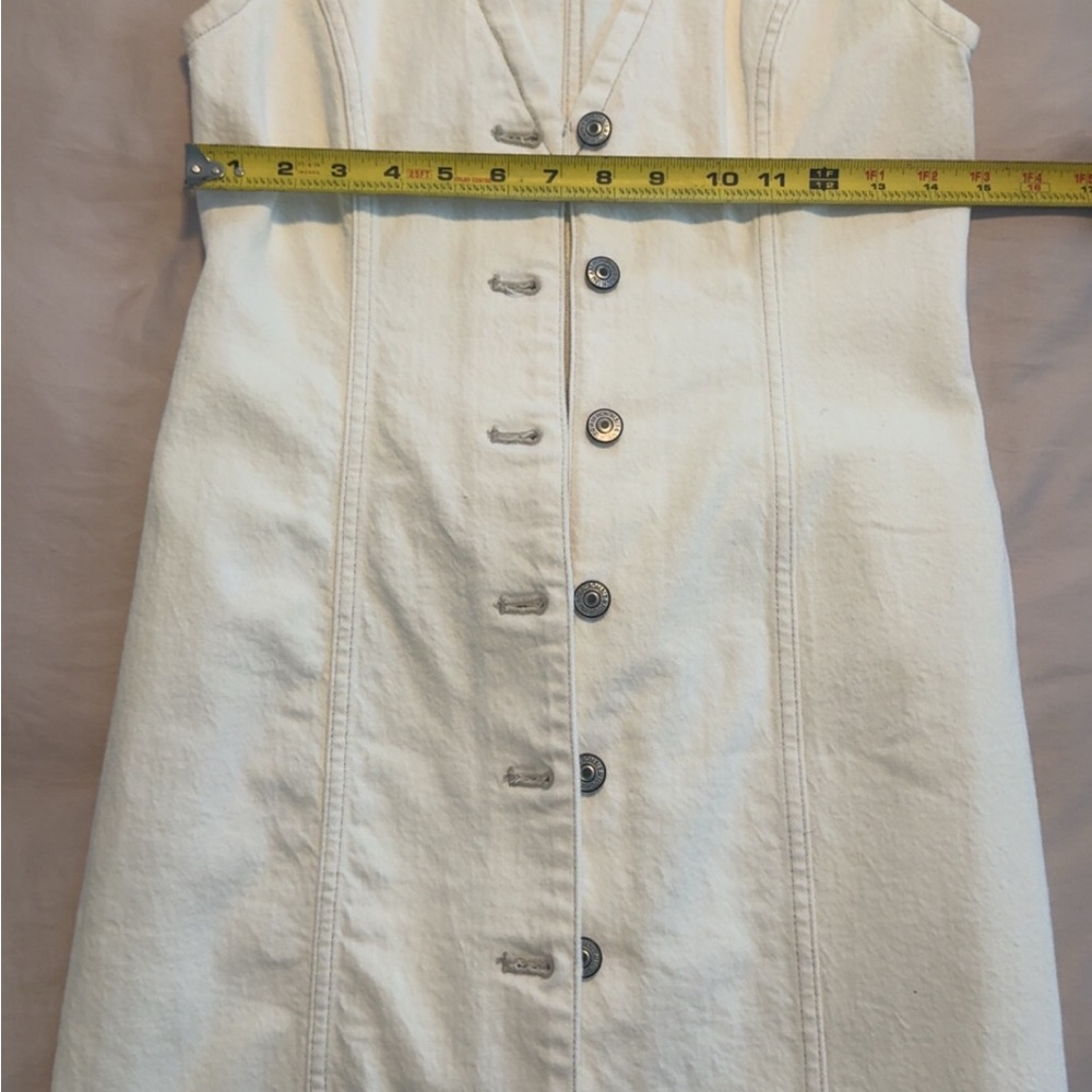 Abercrombie Sleeveless Denim Button-Down Dress - Picture 6 of 6